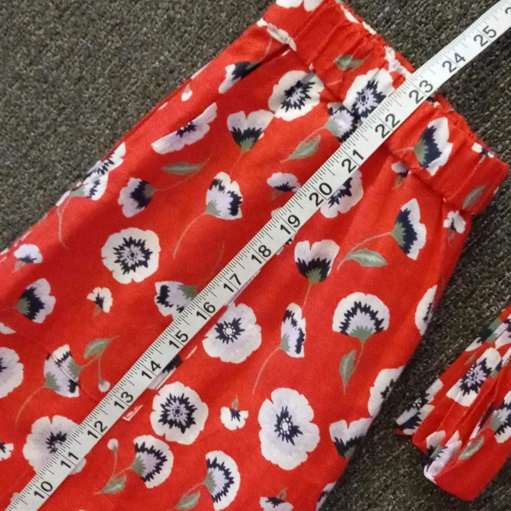 🆕️🌹J. Crew🌹- Red/Blue Floral Linen Blend Skirt w/Sash